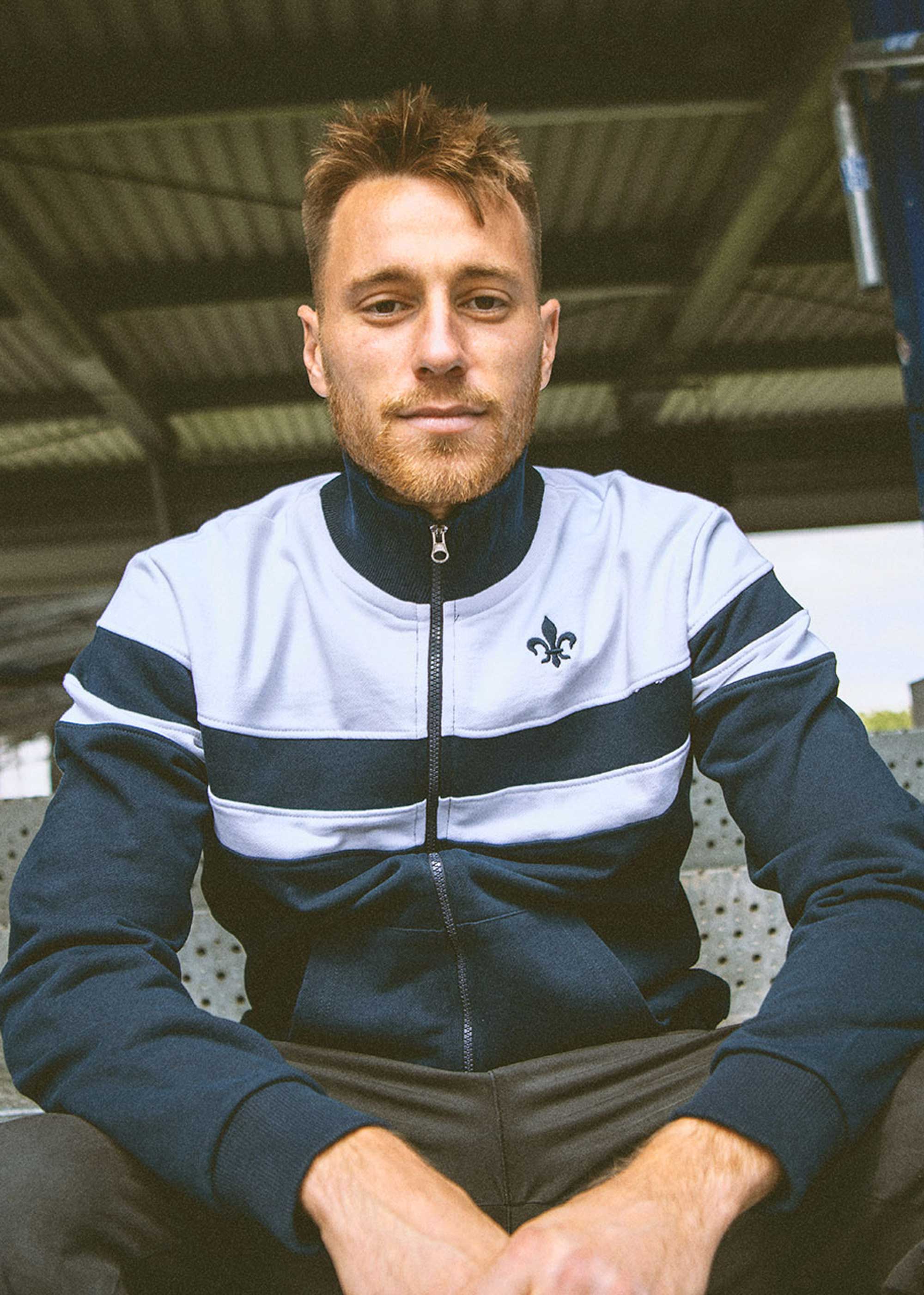 2-167_SV-98-Track-Suit-Terrace_4