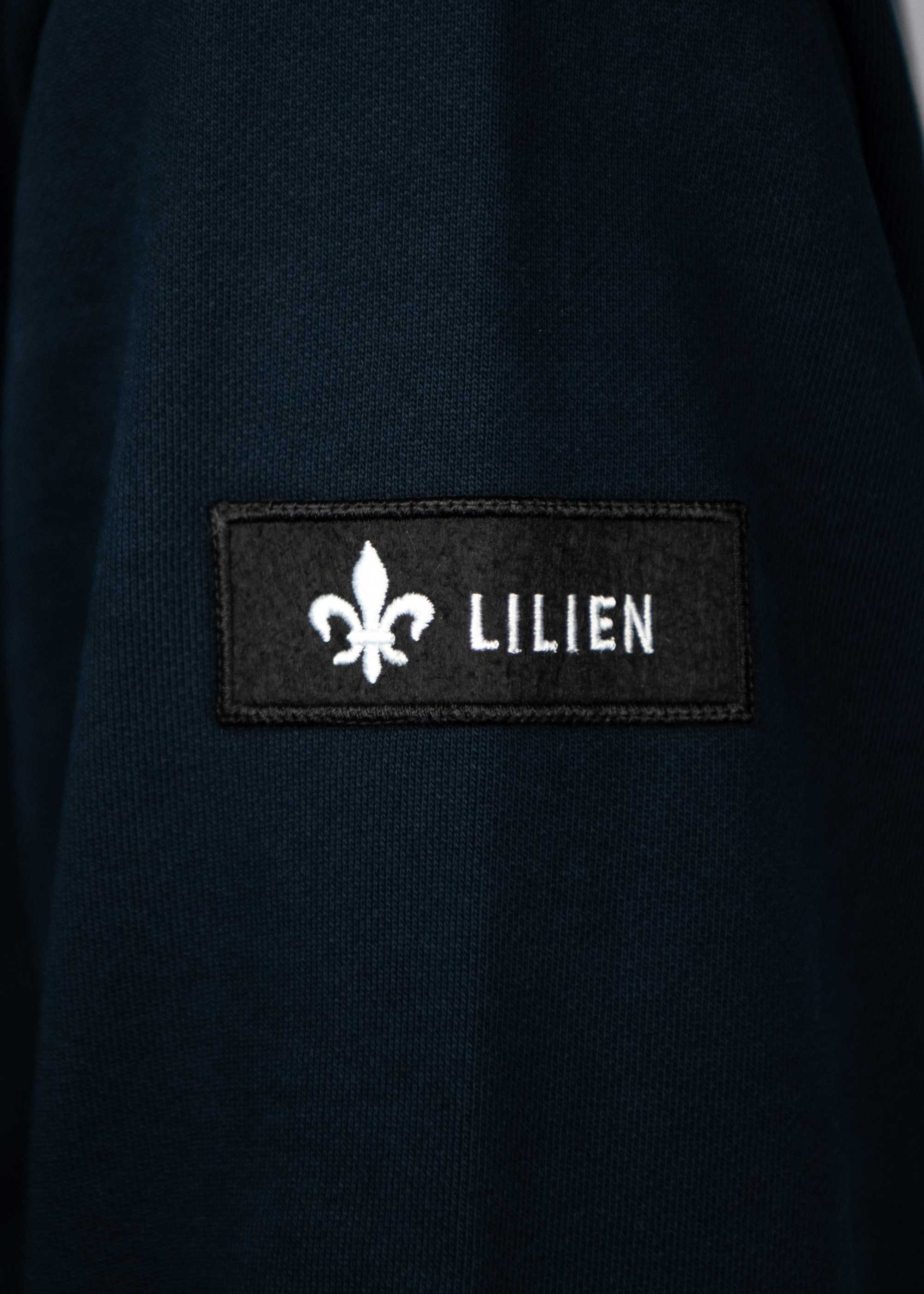 2-168_SV-98-Sweatshirt-Terrace_3